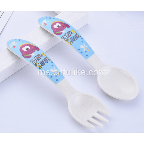 Set Plastik Kiddy Cutlery Spoon yang berwarna-warni
